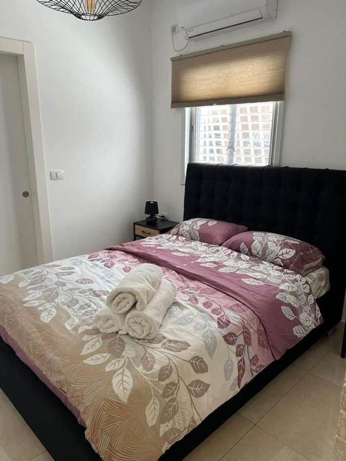 Apartments4You Etsel Bat Yam Eksteriør bilde