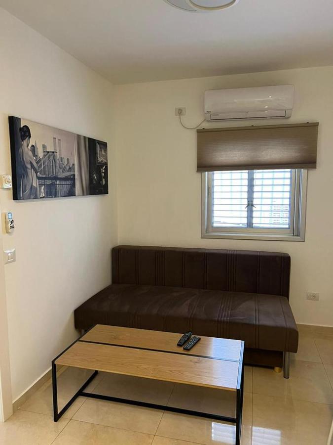 Apartments4You Etsel Bat Yam Eksteriør bilde
